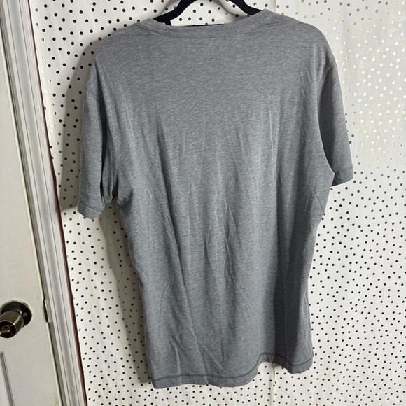 Lululemon Gray Men's T-Shirt - Picture 7 of 7